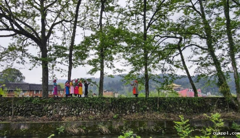 牢记职责展形象:贵州签约摄影师永远在路上