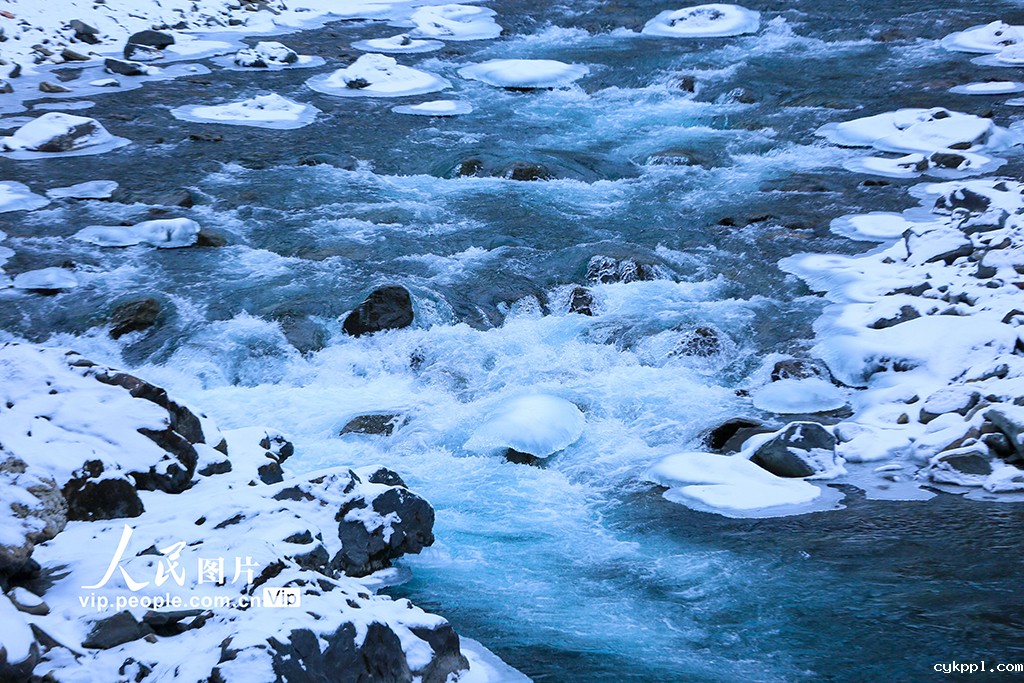 新疆呼图壁:雪后山河 壮美如画 新疆呼图壁:雪后山河 壮美如画