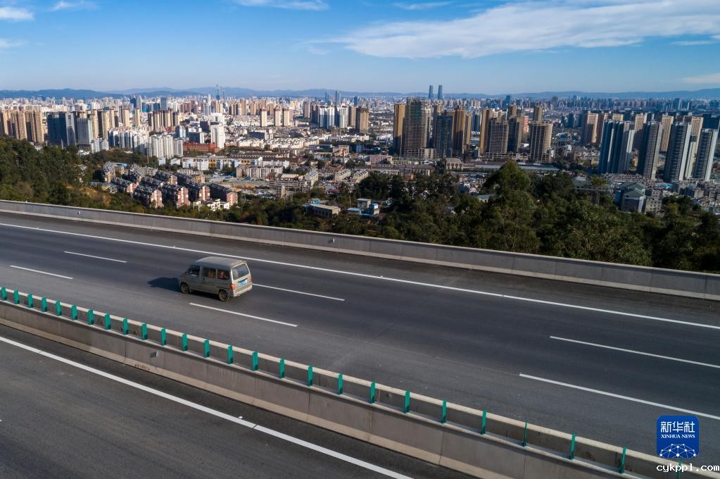 新昆楚高速昆明入城段开通运营