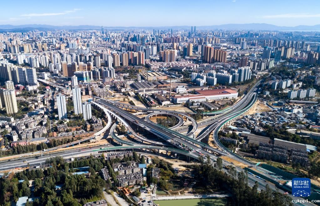 新昆楚高速昆明入城段开通运营