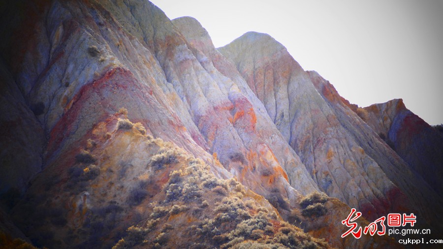 甘肃：探访祁连山——高台马营河大峡谷、小泉丹霞