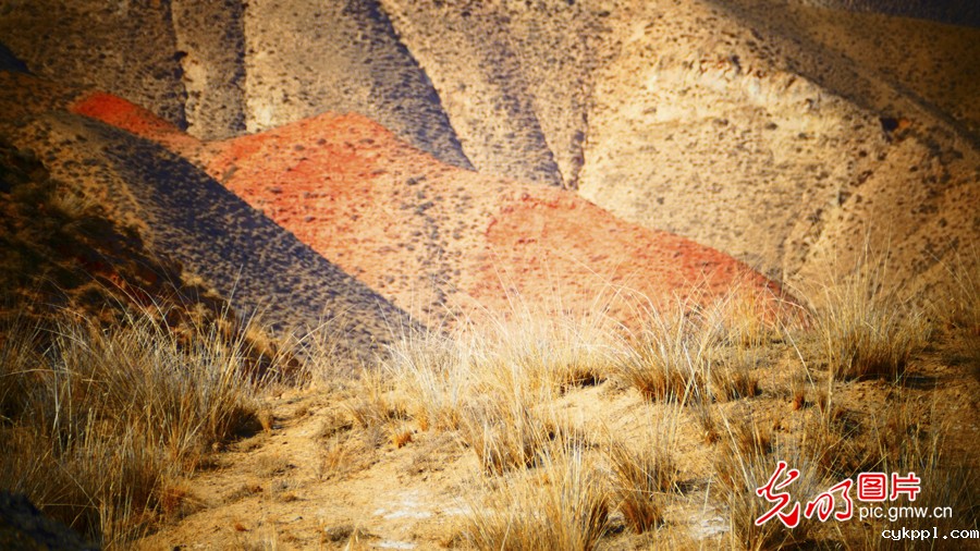 甘肃：探访祁连山——高台马营河大峡谷、小泉丹霞