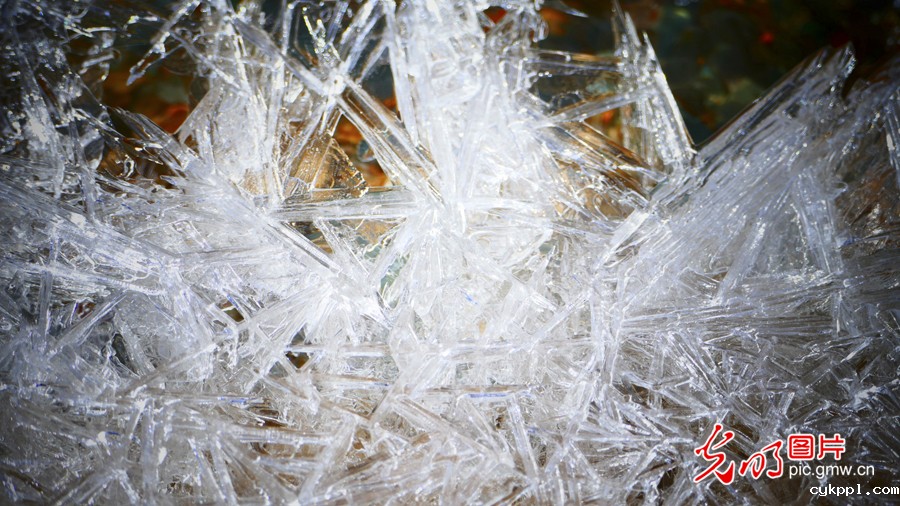 甘肃：探访祁连山——高台马营河大峡谷、小泉丹霞