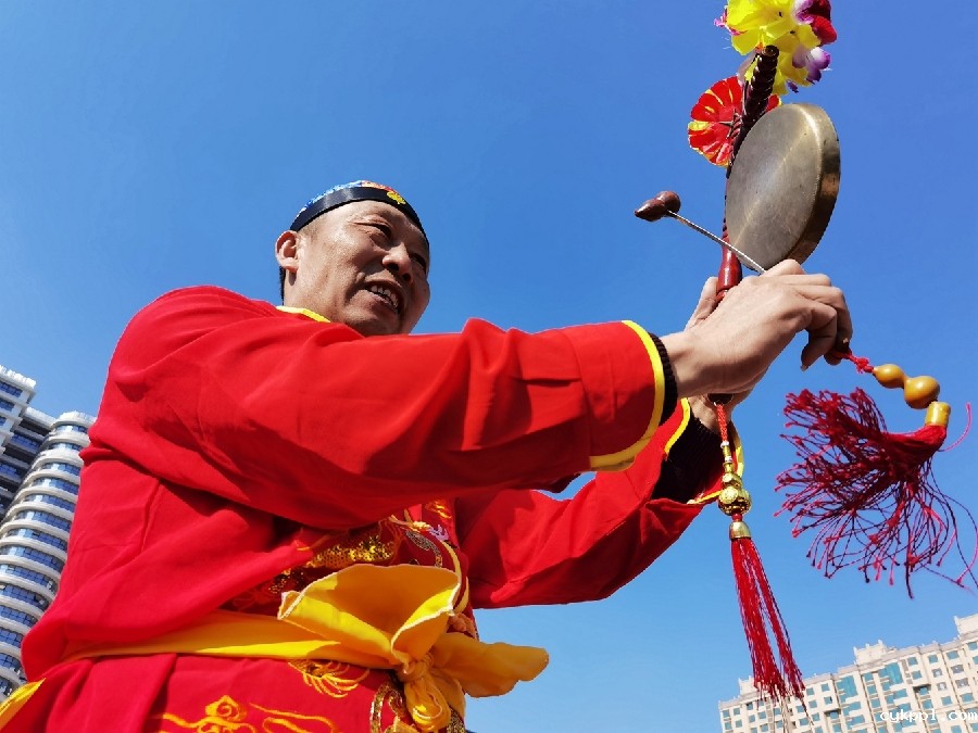 锣鼓喧天闹元宵