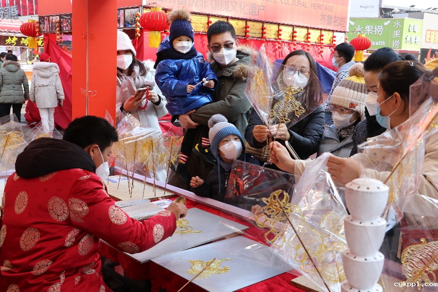 张灯结彩庆新春