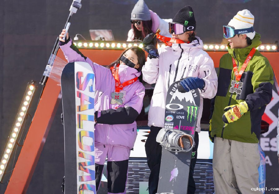 世界极限运动会(中国)滑雪巡回赛总决赛苏翊鸣夺冠