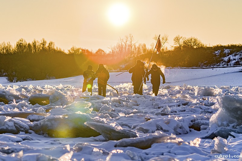 新春走基层｜极寒水文站
