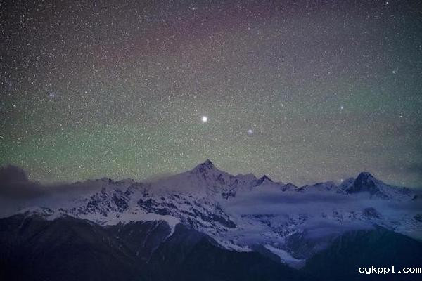 适马新品丨三镜齐发，17mm、50mm、23mm灵动登场！