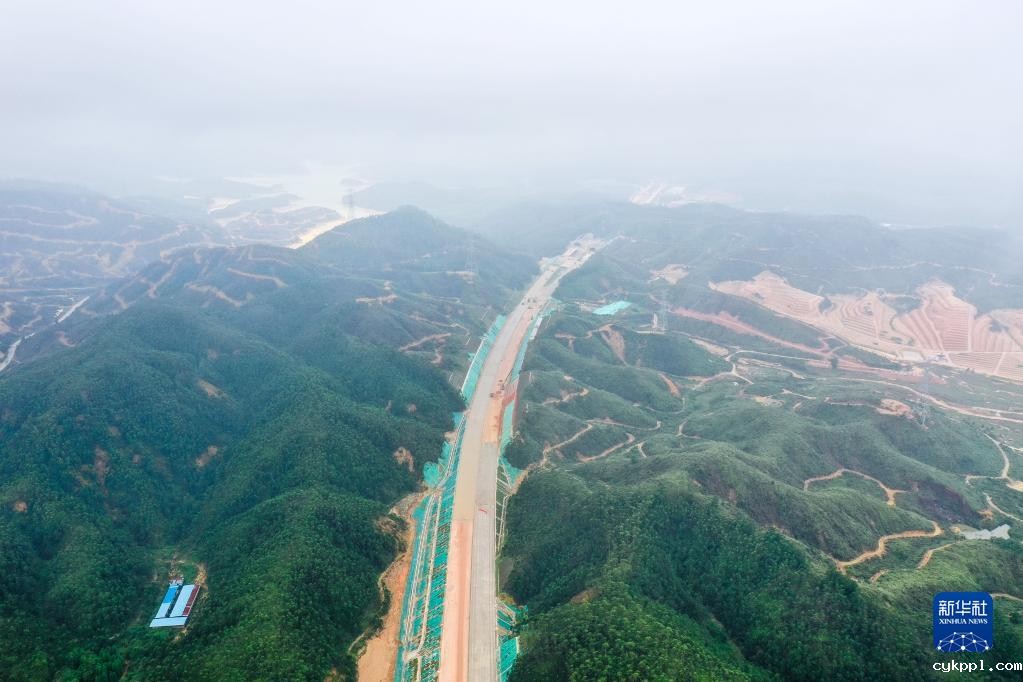黄茅海跨海通道建设进展顺利