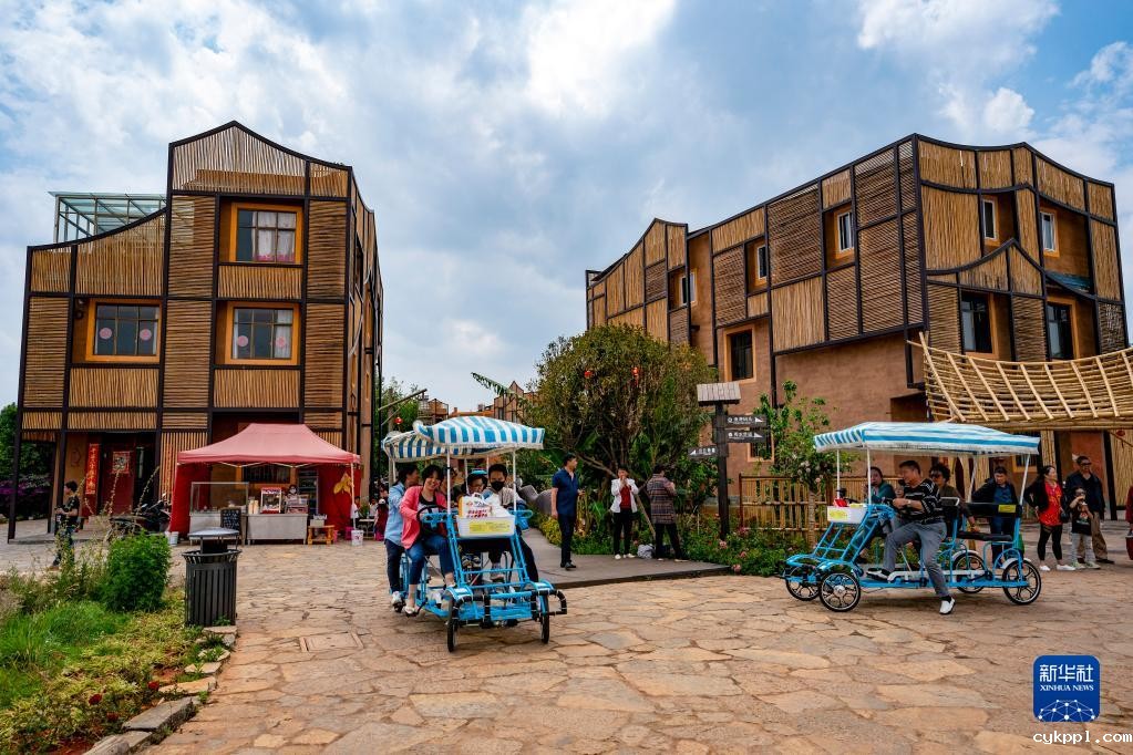 小渔村:依托滇池 生态富民