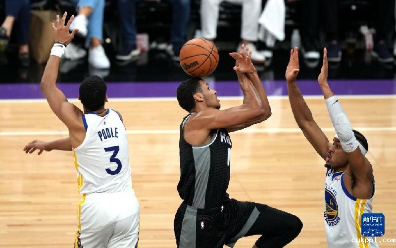 NBA季后赛:勇士晋级西部半决赛