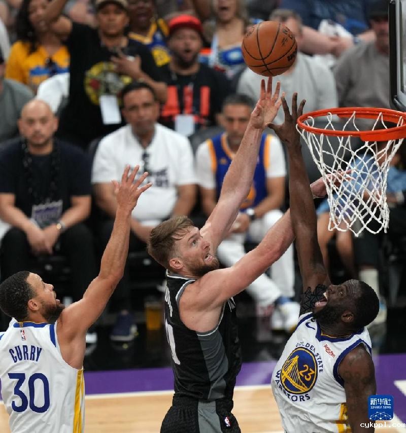 NBA季后赛:勇士晋级西部半决赛