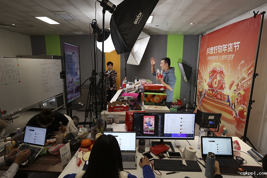 寒夜里的北京新发地 寒夜里的北京新发地