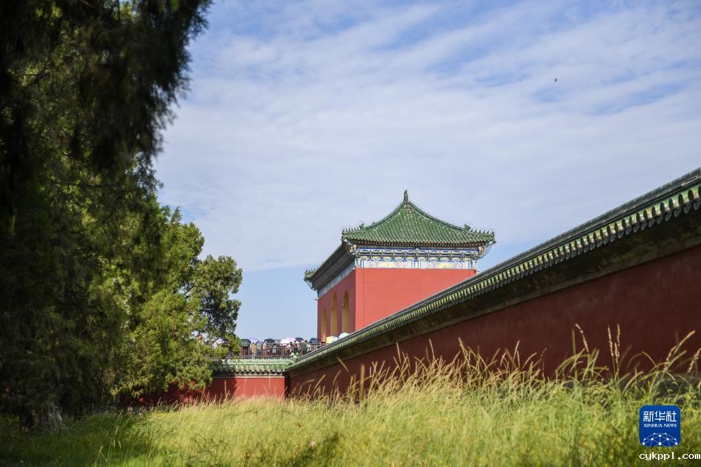 新华全媒+丨解码文化自信的城市样本丨行走北京中轴线