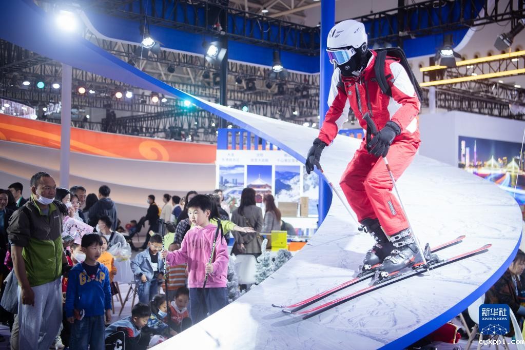 解码文化自信的城市样本丨英雄城里迎知音——解码江城武汉的文化自信样本