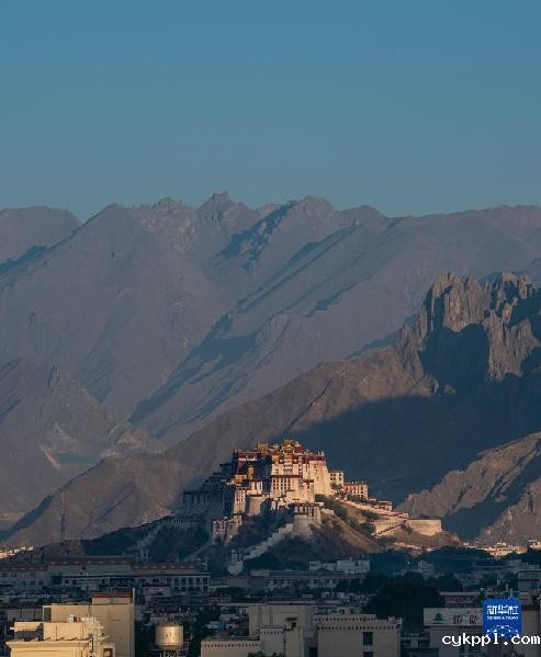 新华全媒+丨拉萨：漫步日光城