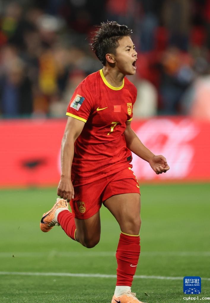 足球——D组小组赛:中国队胜海地队