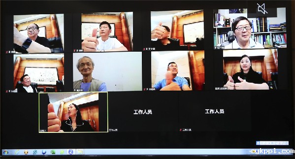 海峡两岸摄影名家邀请展评选在北京举行