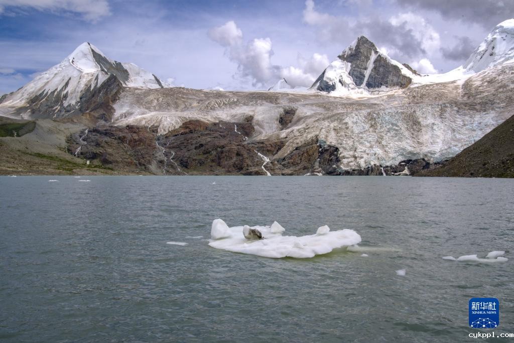 美丽中国丨西藏：壮美萨普雪山
