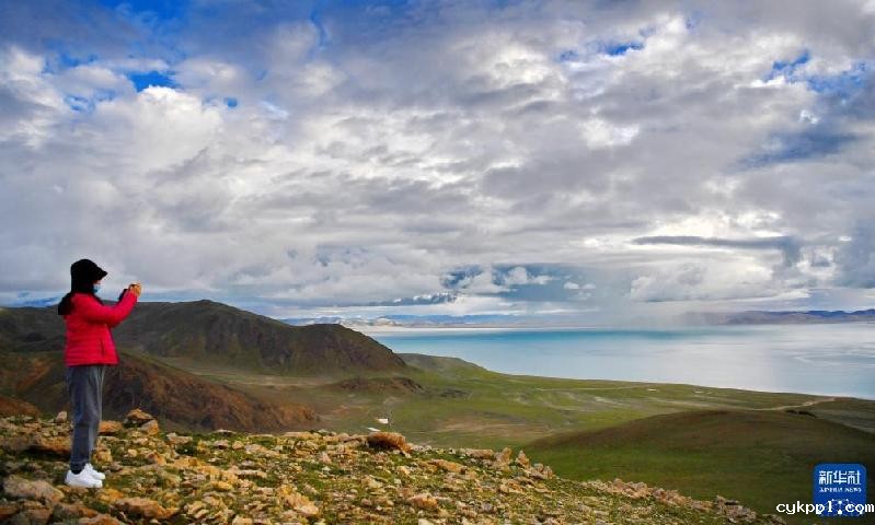 西藏:美丽的扎日南木错