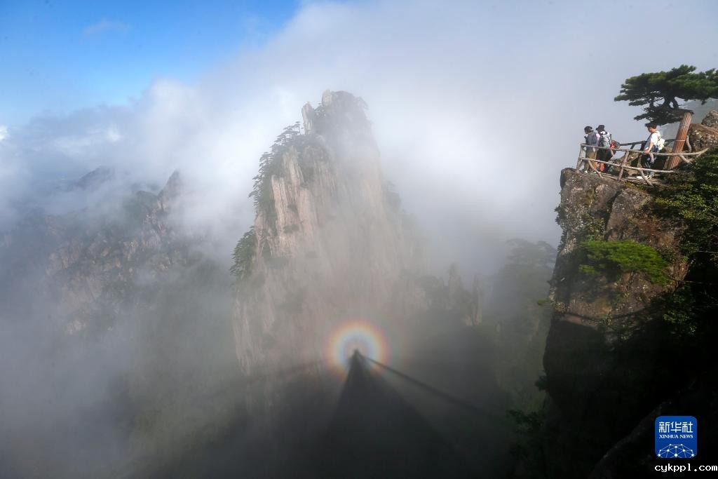 美丽中国|安徽黄山:奇峰云海