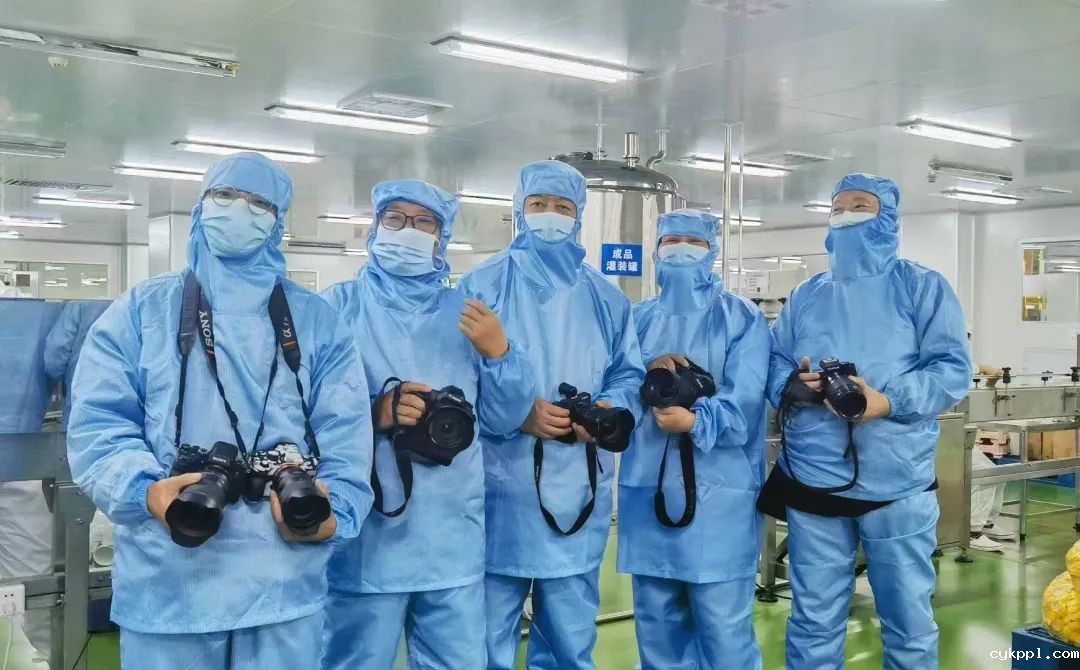 百幅老字号精彩照片在北京地铁亮相