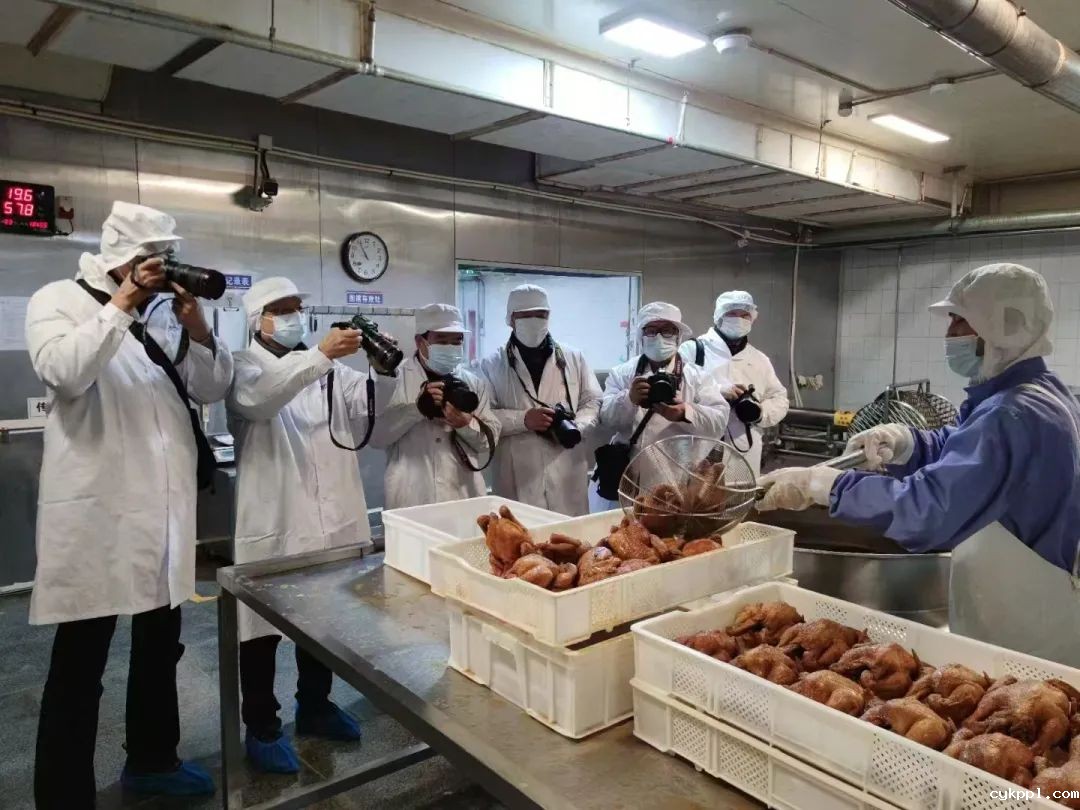 百幅老字号精彩照片在北京地铁亮相