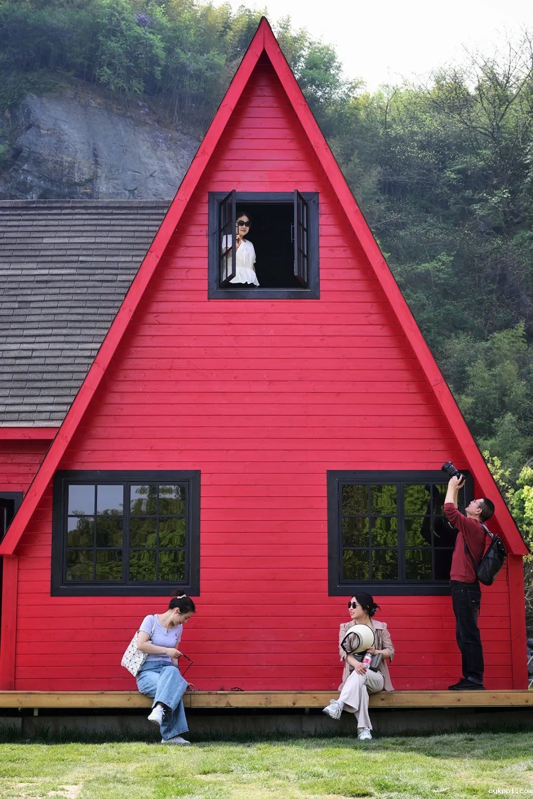 铸魂砺镜:马克思主义新闻观引领新时代影像实践