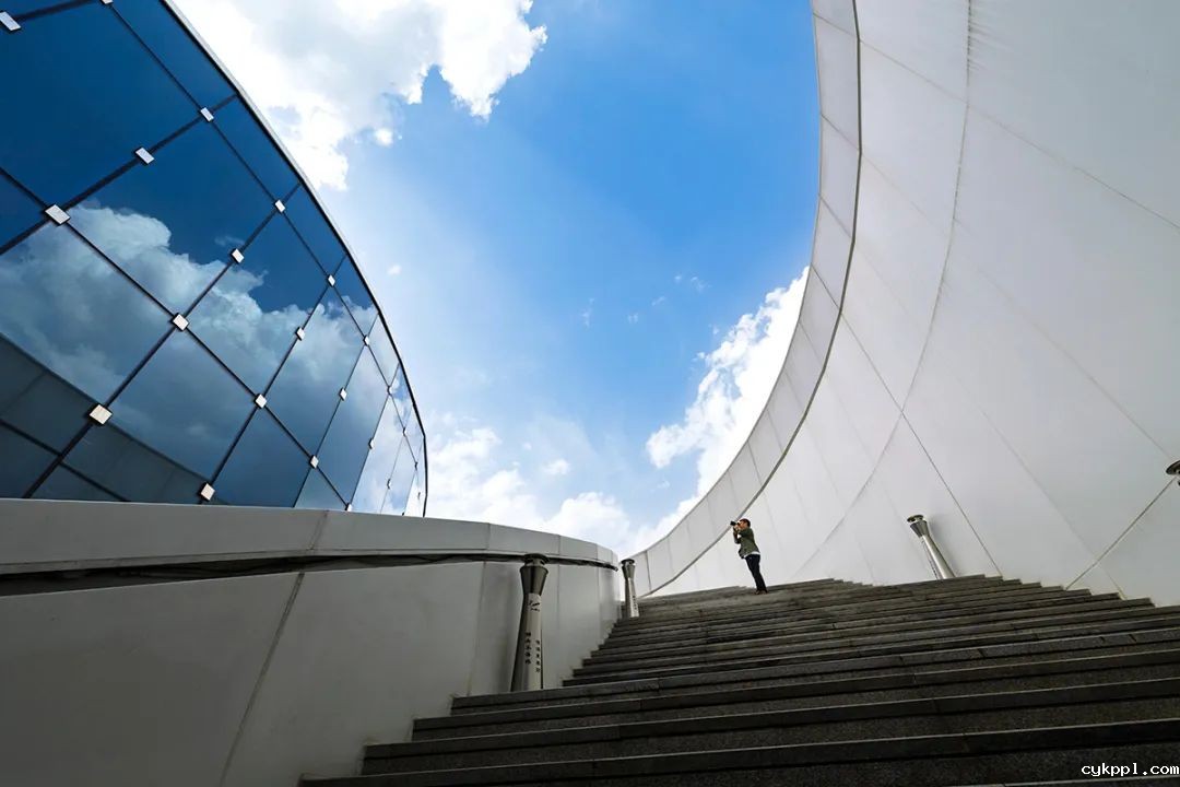 铸魂砺镜:马克思主义新闻观引领新时代影像实践