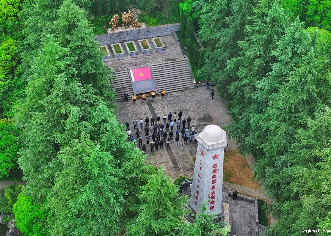 65名川渝新闻摄影人齐聚重庆綦江 用镜头见证发展与协作