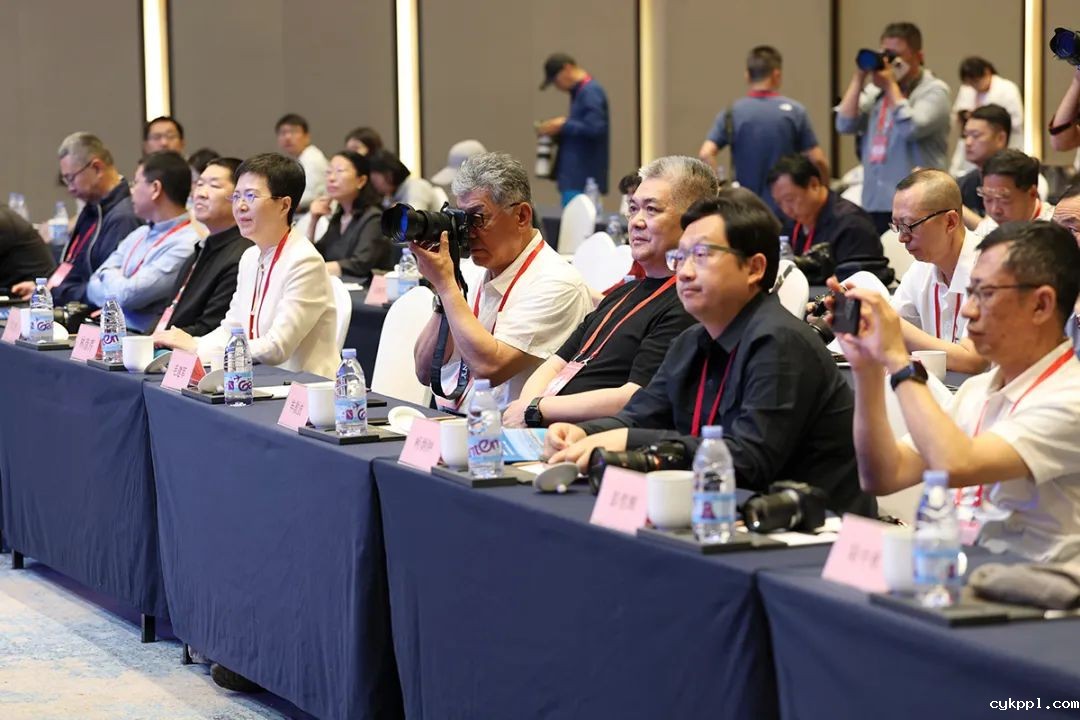 第八届中国（日照）新闻摄影周开幕