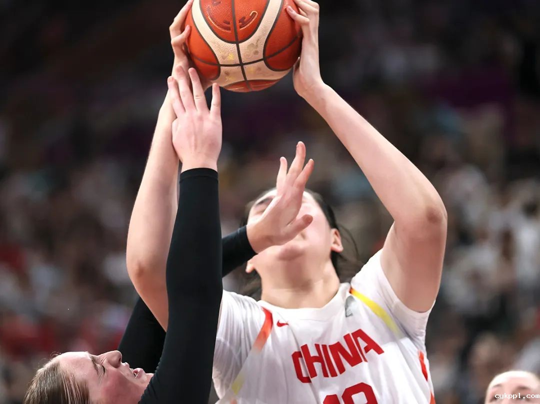 女篮亚洲杯:中国队85:51力压新西兰队