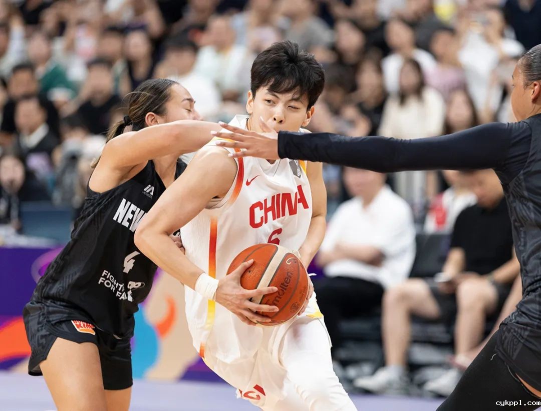女篮亚洲杯:中国队85:51力压新西兰队