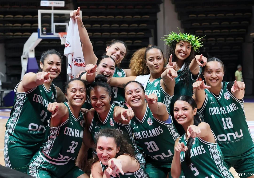 女篮亚洲杯：打球亲姐妹，上场母女兵——库克群岛队中的亲情队员