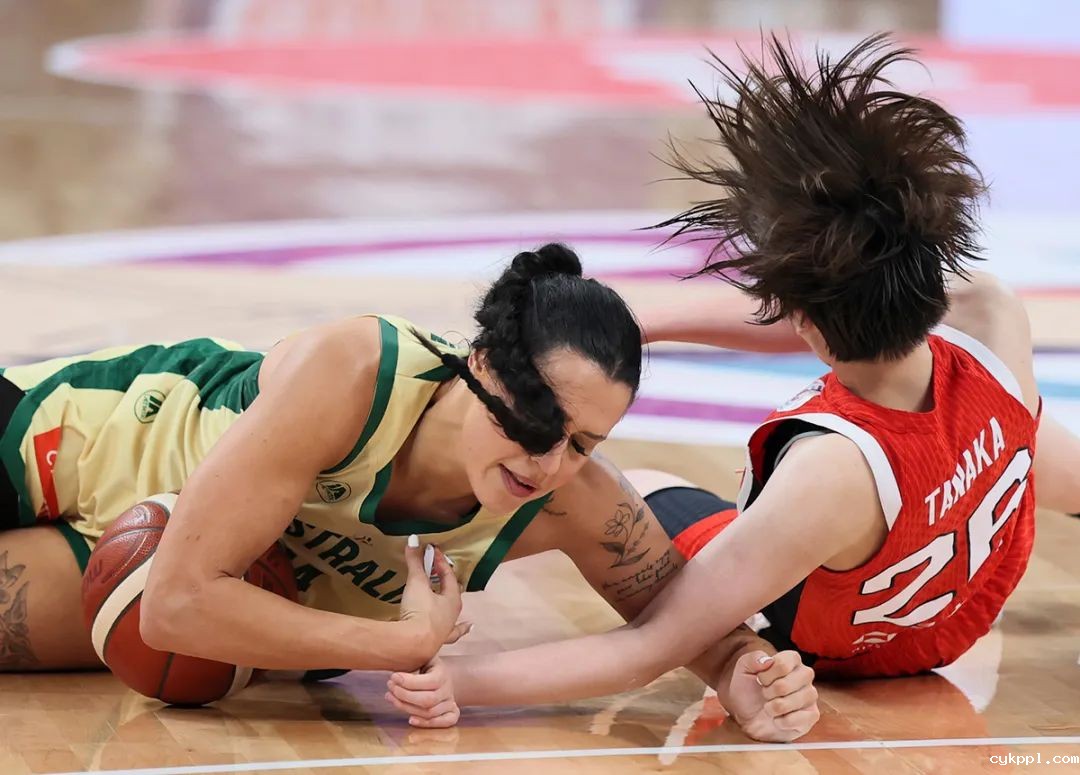 女篮亚洲杯｜澳大利亚女篮首夺亚洲杯冠军