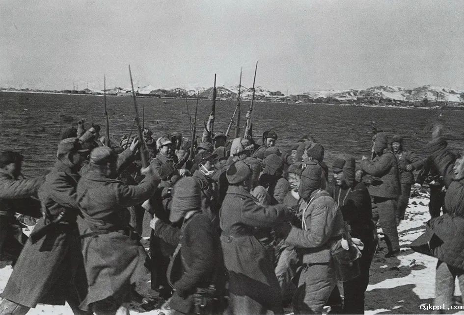 张崇岫是世界战地摄影的“天花板”