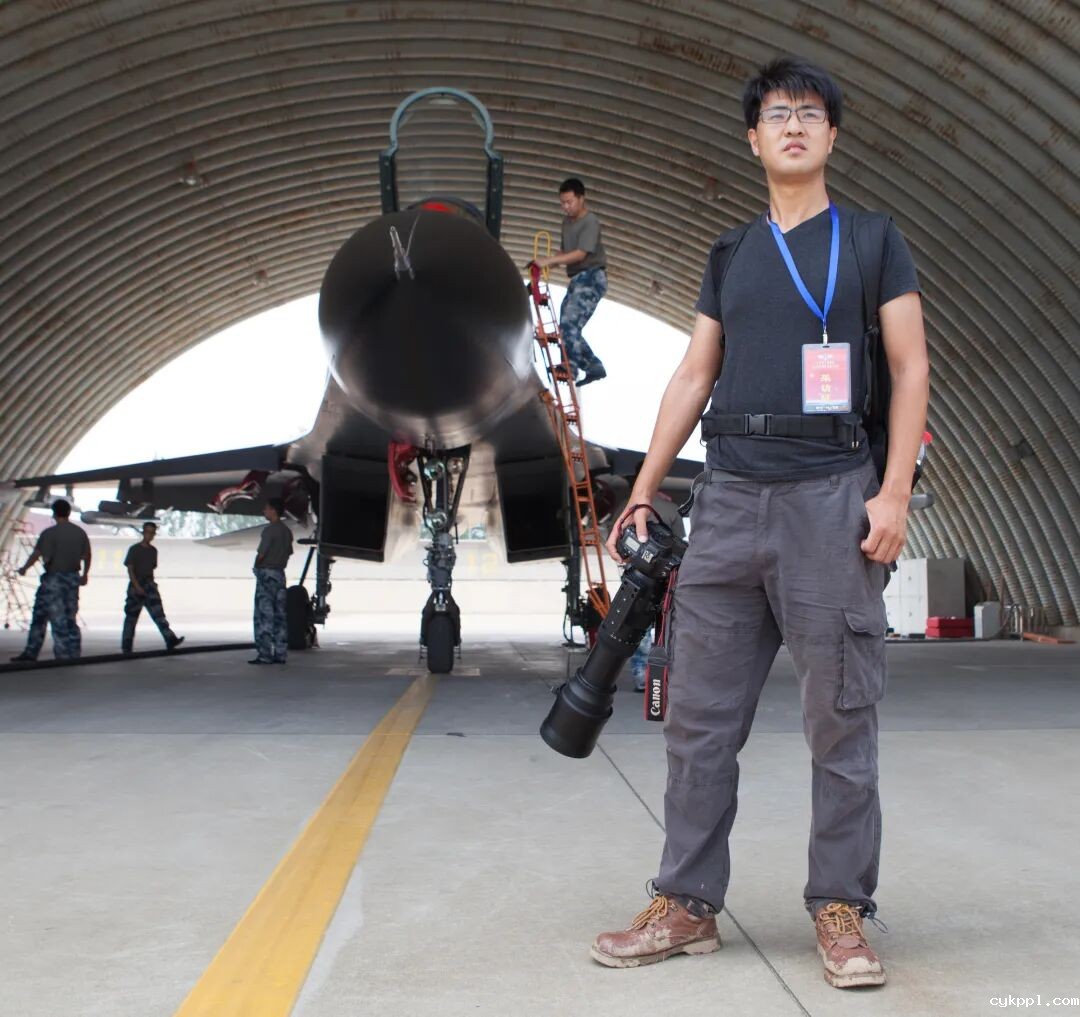 十年四赴阅兵场，今朝现场记辉煌！