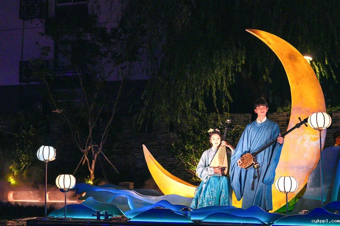 用“理论强基+案例研讨+实践淬炼”强“四力”