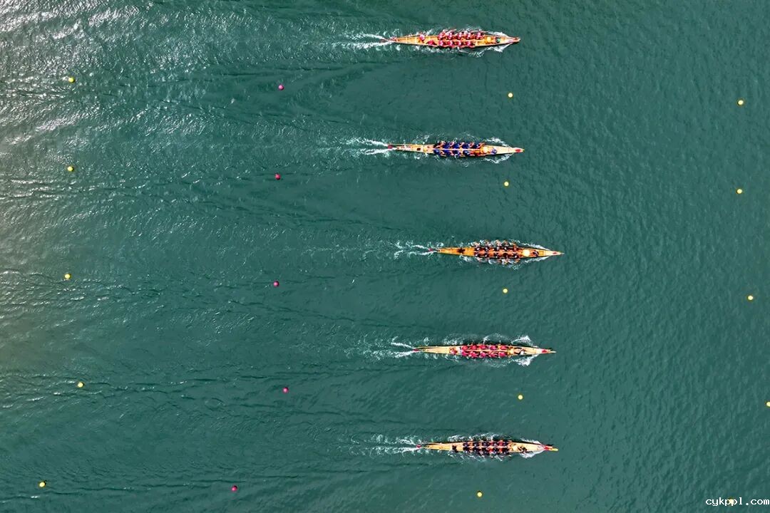 祖国的生日，人民的节日！新闻摄影记者用镜头记录这盛世繁华