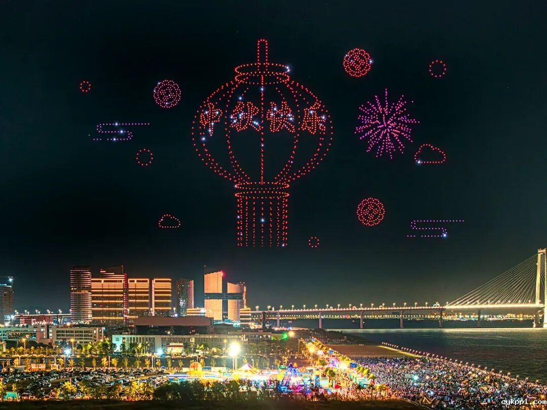 祖国的生日，人民的节日！新闻摄影记者用镜头记录这盛世繁华