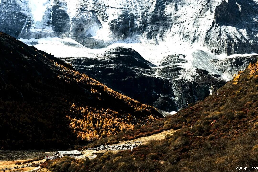 穿越冰峰 遇见稻城亚丁