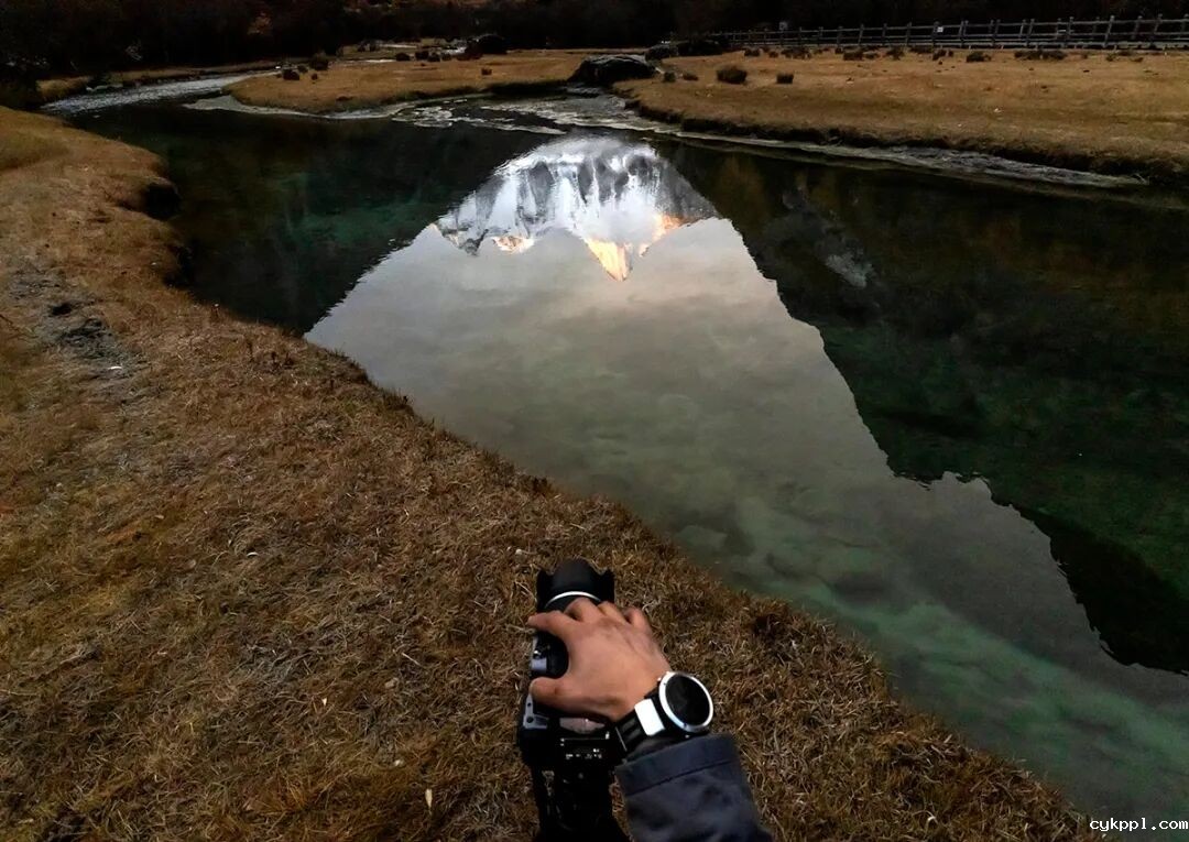 穿越冰峰 遇见稻城亚丁