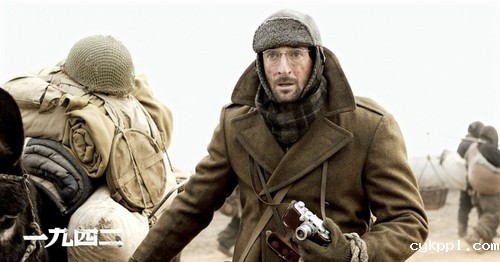 看热播电影中的男女主角都用什么相机