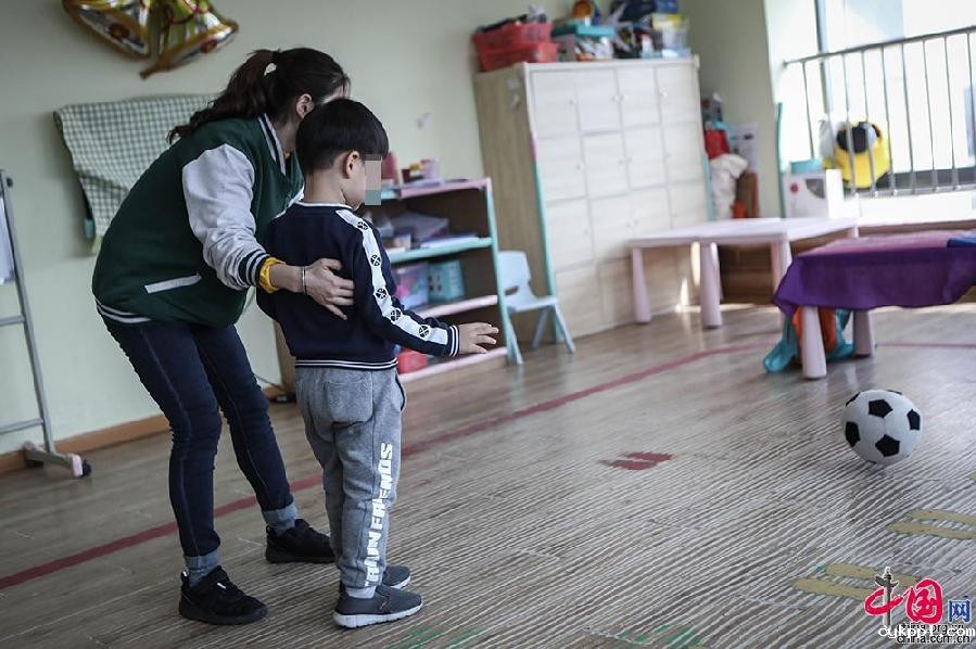 守护“来自星星的孩子”