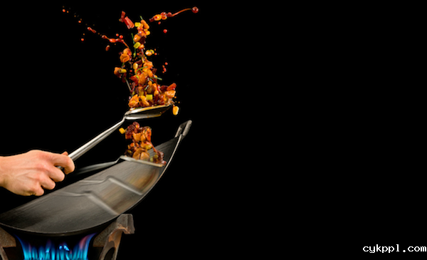 Ryan Matthew Smith：被剖开的料理