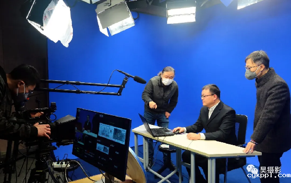 新闻战“疫” 镜头狙击