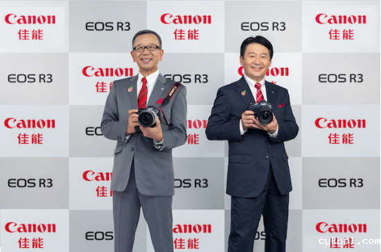 佳能发布全画幅专微 EOS R3 佳能发布全画幅专微 EOS R3