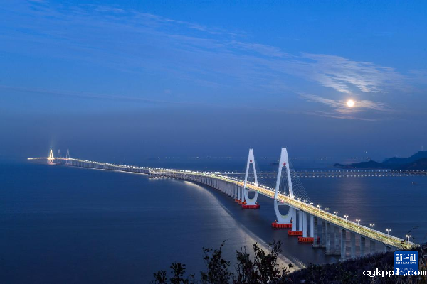 镜头聚焦：2021年最后一轮满月现身夜