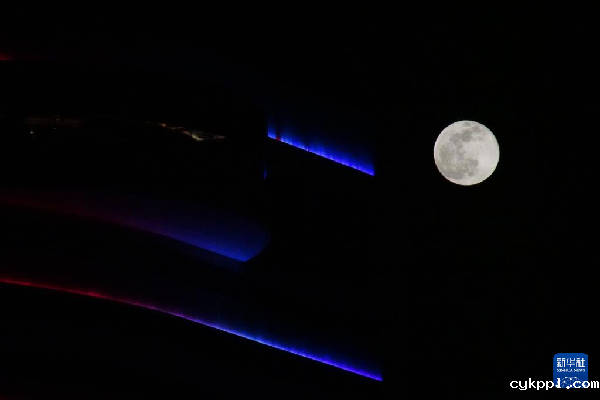 镜头聚焦：2021年最后一轮满月现身夜
