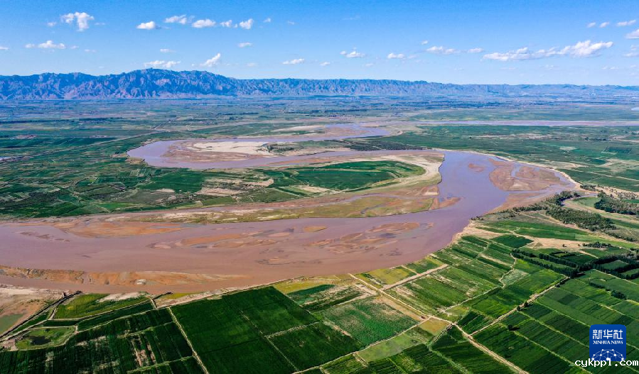 无人机航拍：内蒙古塞上黄河 风光壮美